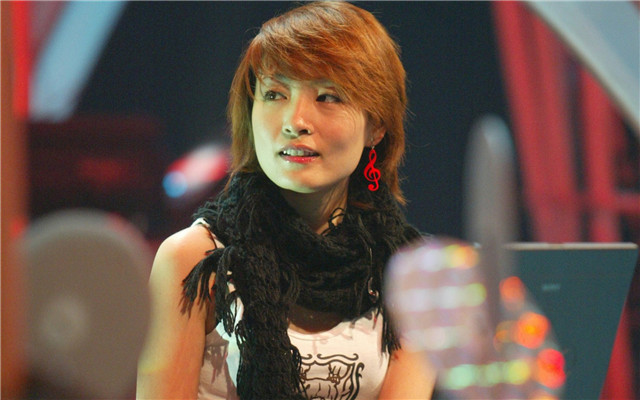 Singer Chen Lin committed suicide on the 12th anniversary of his death ...