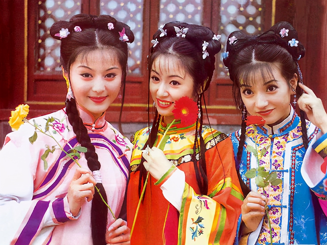 时隔20年重温《还珠》，原来我们都被“小燕子”