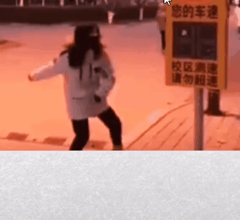 爆笑动态图片：娶她，婚后可以挨时速32公里的耳刮子！
