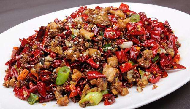 什么是重庆江湖菜？这些特色麻辣美食，一道菜就可以撑起一桌菜