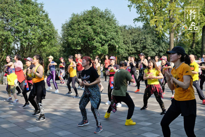 重庆言子：扒手的“文雅”表达，托儿的别样诠释，堂客大有来头