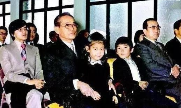 三星掌门人离世！他的千亿美元财产不能留给子孙？