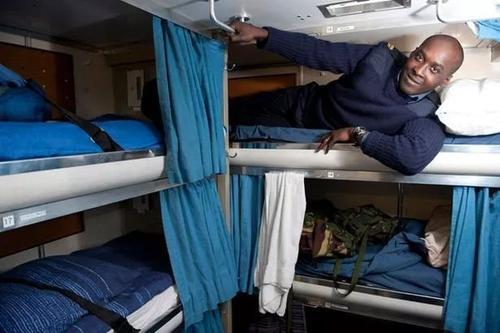 ��ͷ�£��������������˵����ᣬ���һ�۾��ܿ��ó���