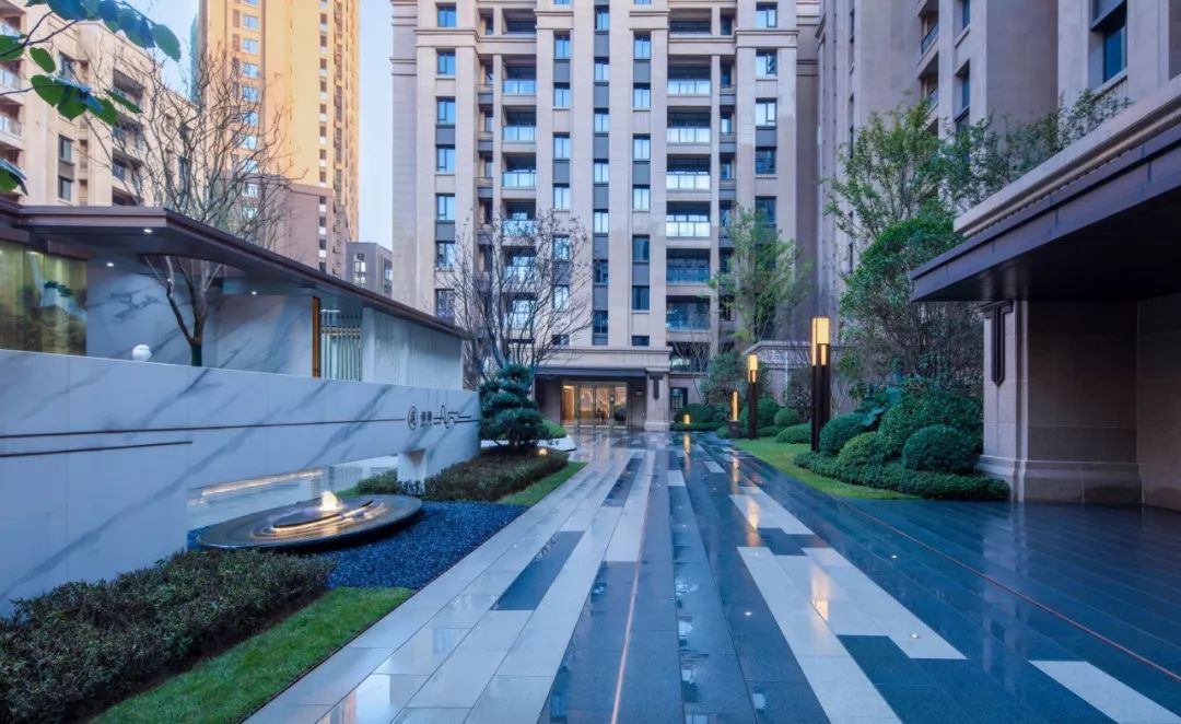 咫尺之间，山光异趣 | 怡品之贵阳广大城耀境御湖庭