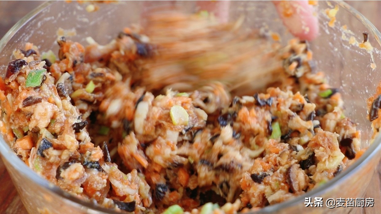 白菜這吃法太鮮嫩了，一層比一層好吃，多汁又美味，老做法教會你