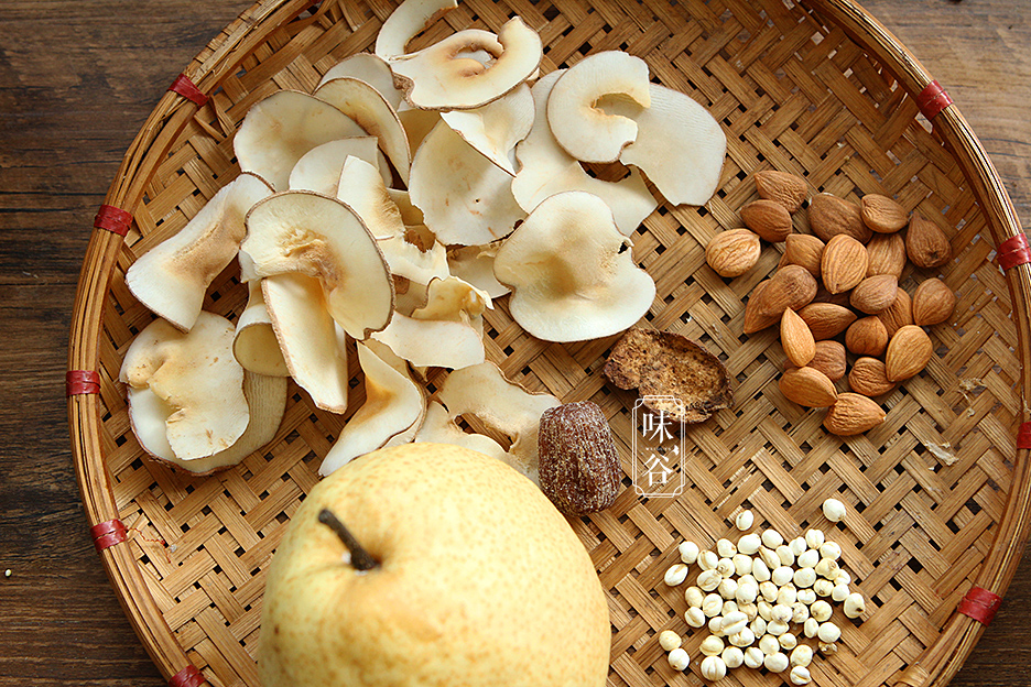 立秋将至，这糖水要多喝，润燥下火，味道清甜，一周喝2次不嫌多