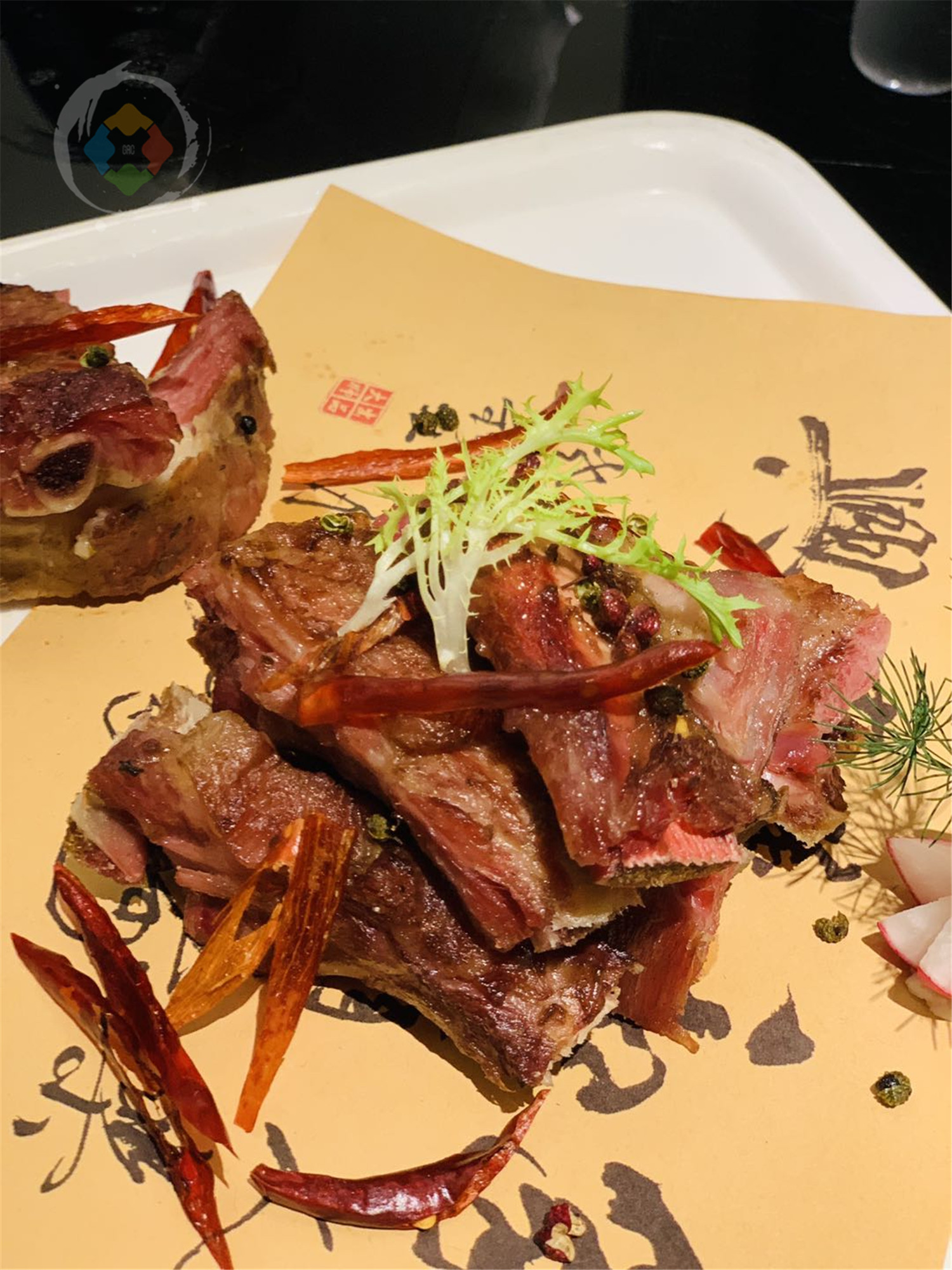 揭示餐桌文化，重庆人吃饭点的第一道菜是什么？口水鸡当之无愧