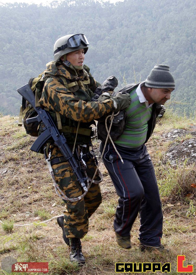 俄軍現役防彈衣——6b33單兵護甲簡介 - 頭條匯