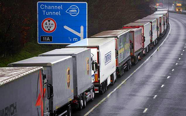 趁你病要你命？ 法國落井下石斷供英食品藥品，約翰遜請求恢復被拒