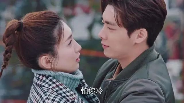 佟丽娅的倒退：国产剧讲女性成长，傻白甜是标