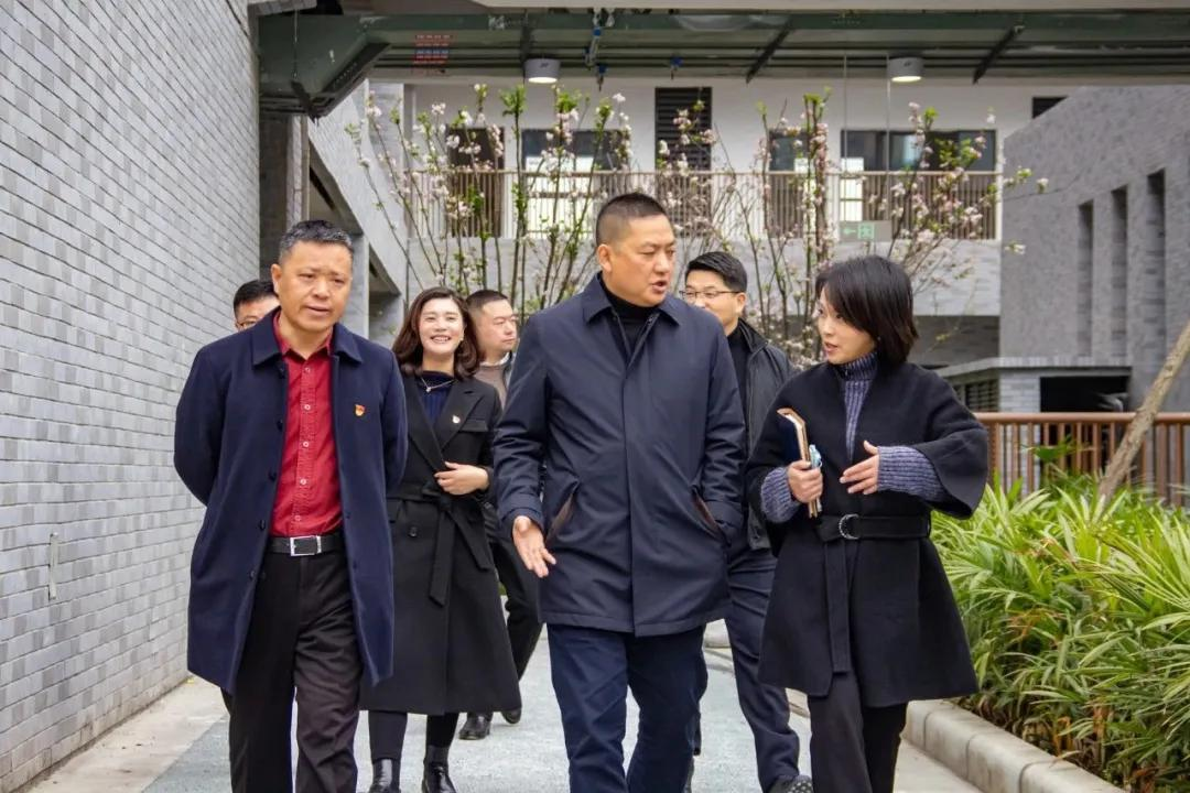天府七中教育集团工作推进调研会顺利召开