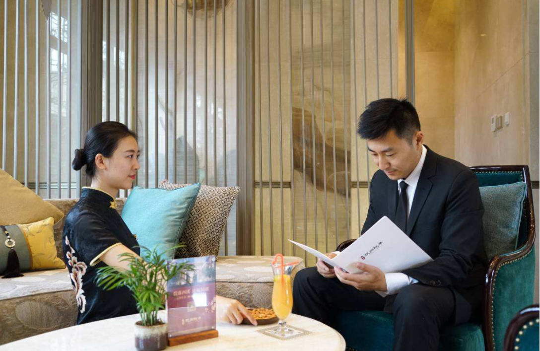 「年薪百萬，給我弟買套房不行嗎」「養你可以，養你娘家人不行」