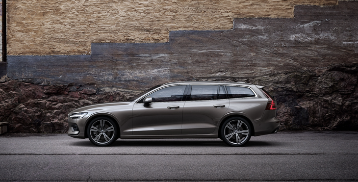 2022款沃尔沃v60上市 最低售价30.43万元