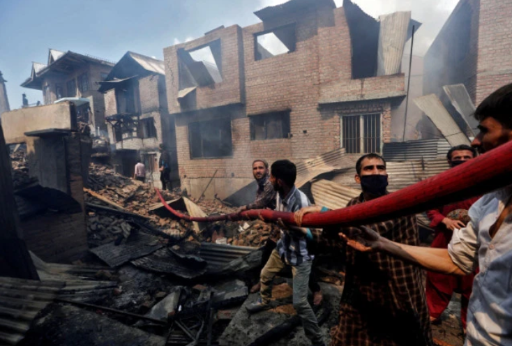 克什米尔警报拉响，印度击毙反对派最高指挥官