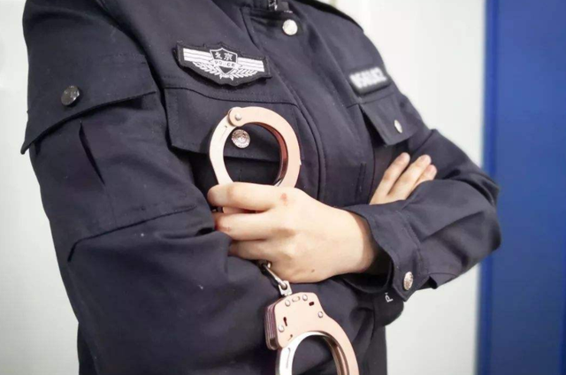 因意外发现女友沦为卖淫女，男子怒杀14名卖淫女！被抓时已结婚生子生活幸福