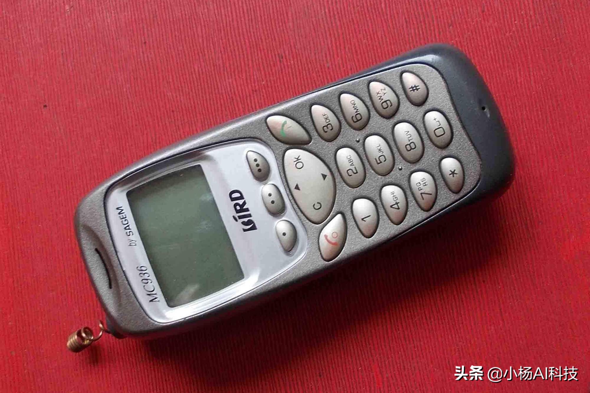 当初众所周知的五个品牌手机，你你是否还记得好多个？