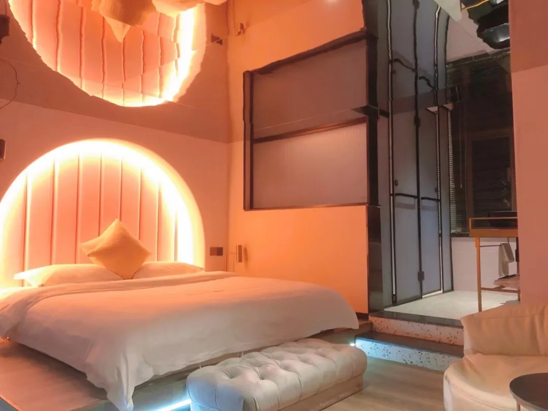 来粤塔电竞酒店,承包你的520浪漫之夜