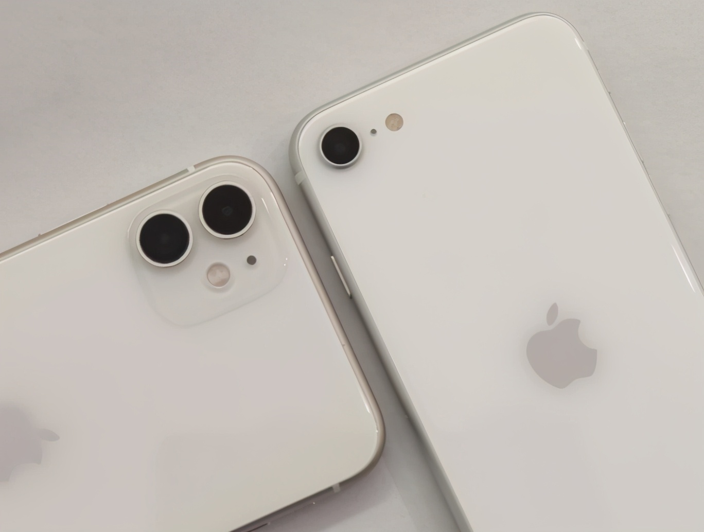 iPhoneSEPlus曝光，6.1英寸屏幕，A14处理器