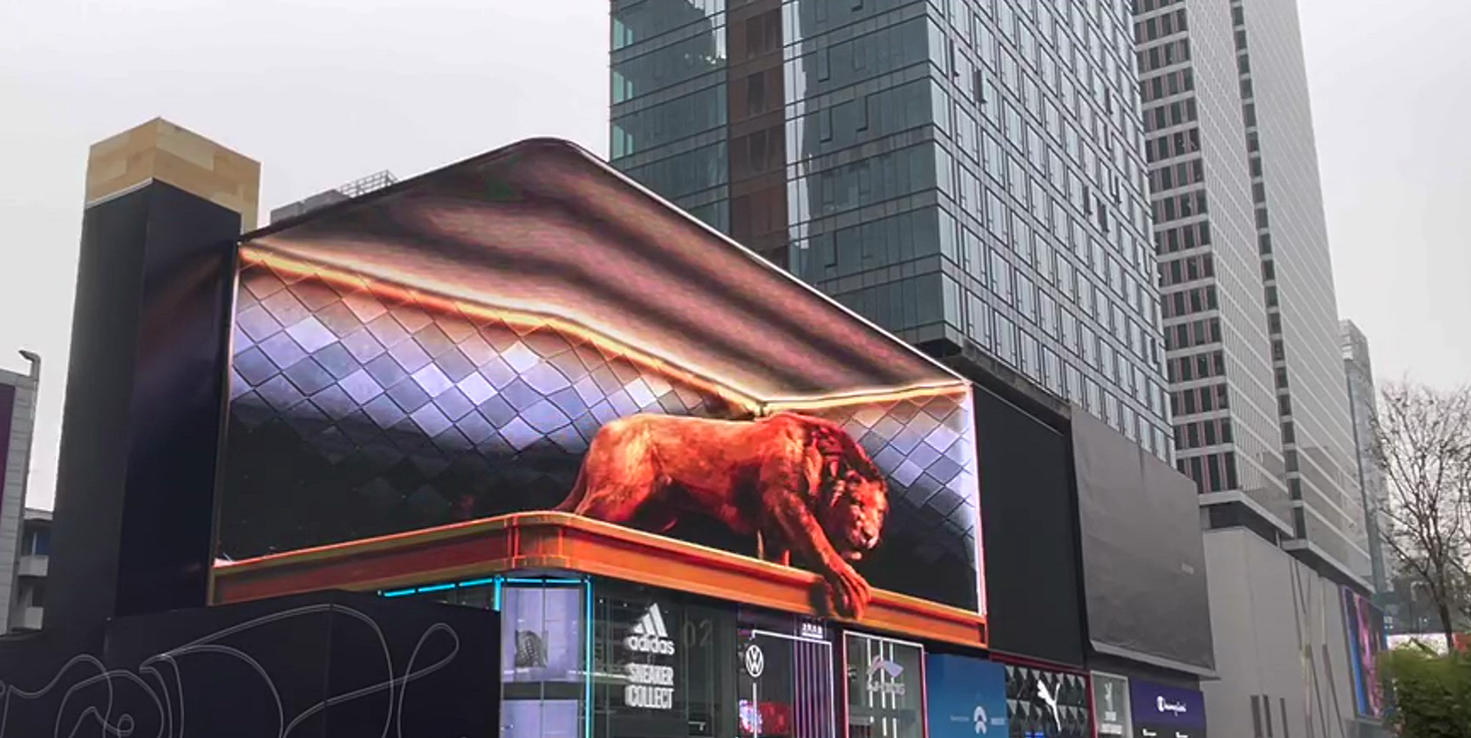 这个平安夜，快来成都太古里看狮子