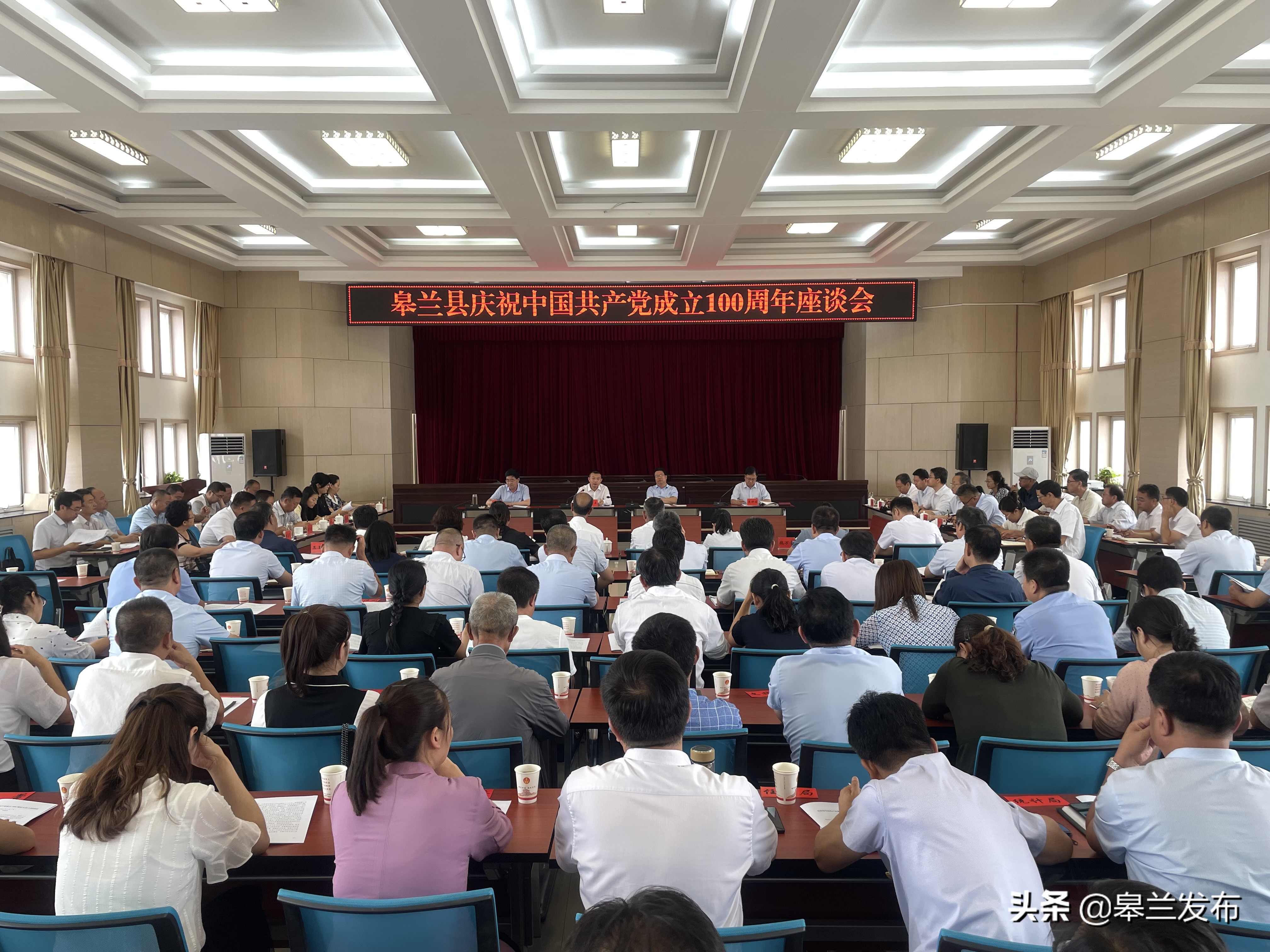 �������ٿ���ף�й�����������100������̸��