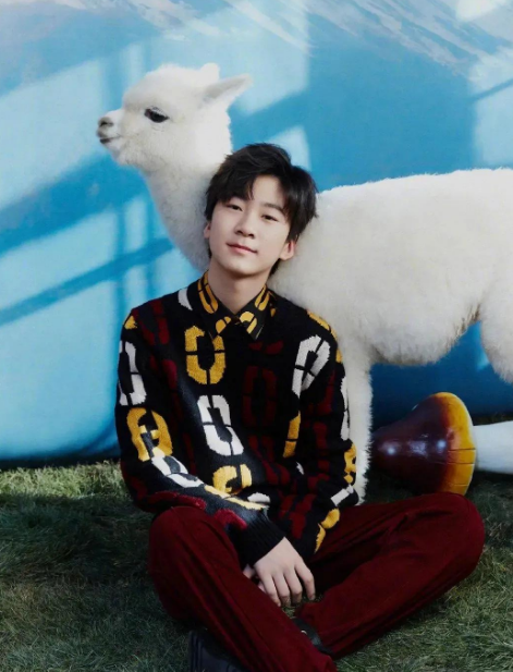 有種“複製”叫張亮女兒，跟爸爸如同照鏡子，哥哥天天很優秀