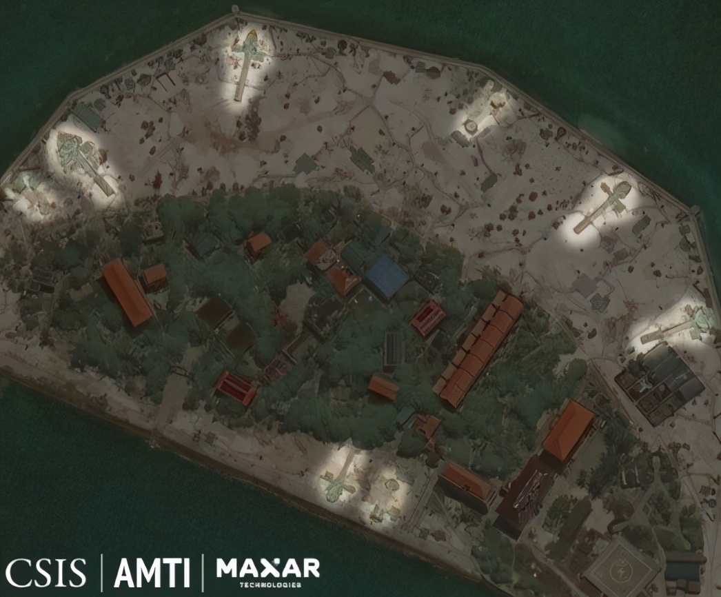 外媒：卫星图片显示，越南在侵占的南海岛礁上