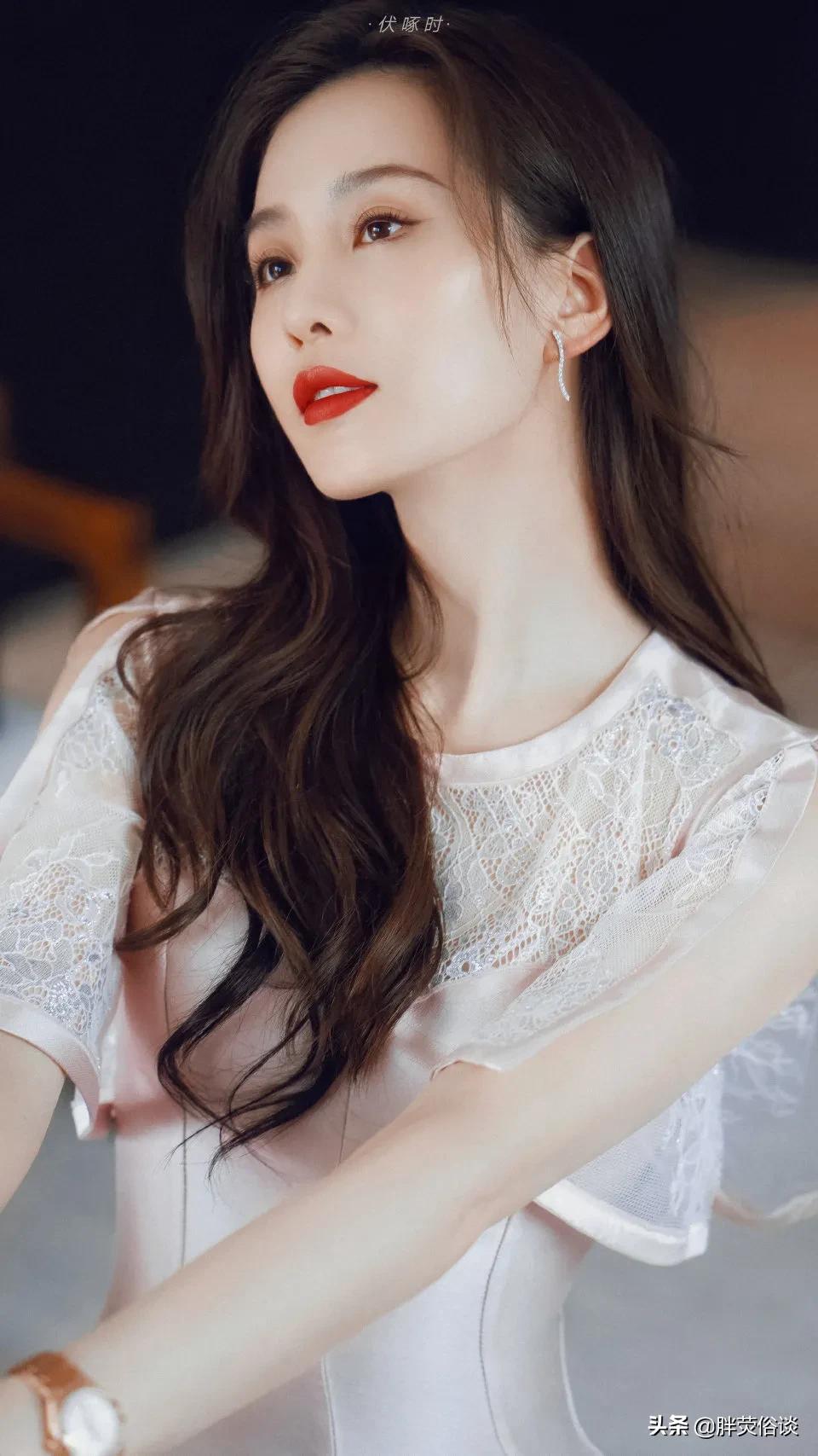 Liu Shishi showed a perfect profile - iNEWS