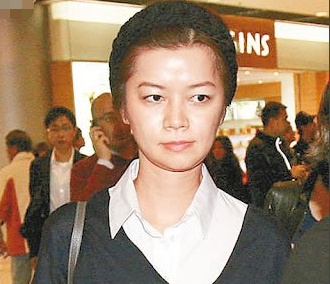 陪了周星驰13年，分手后追讨7000万败诉，于文凤终究是输家