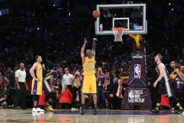 一战|科比最后一战签名门票被拍卖！成交价达40590美元 科比天价纪念品已不罕见