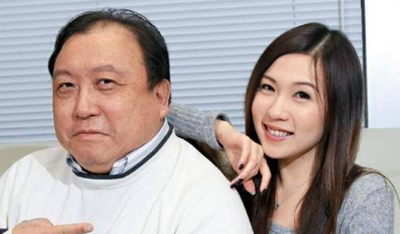 有種“顏值”叫王晶女兒，完美繼承了媽媽美貌，避開了爸爸