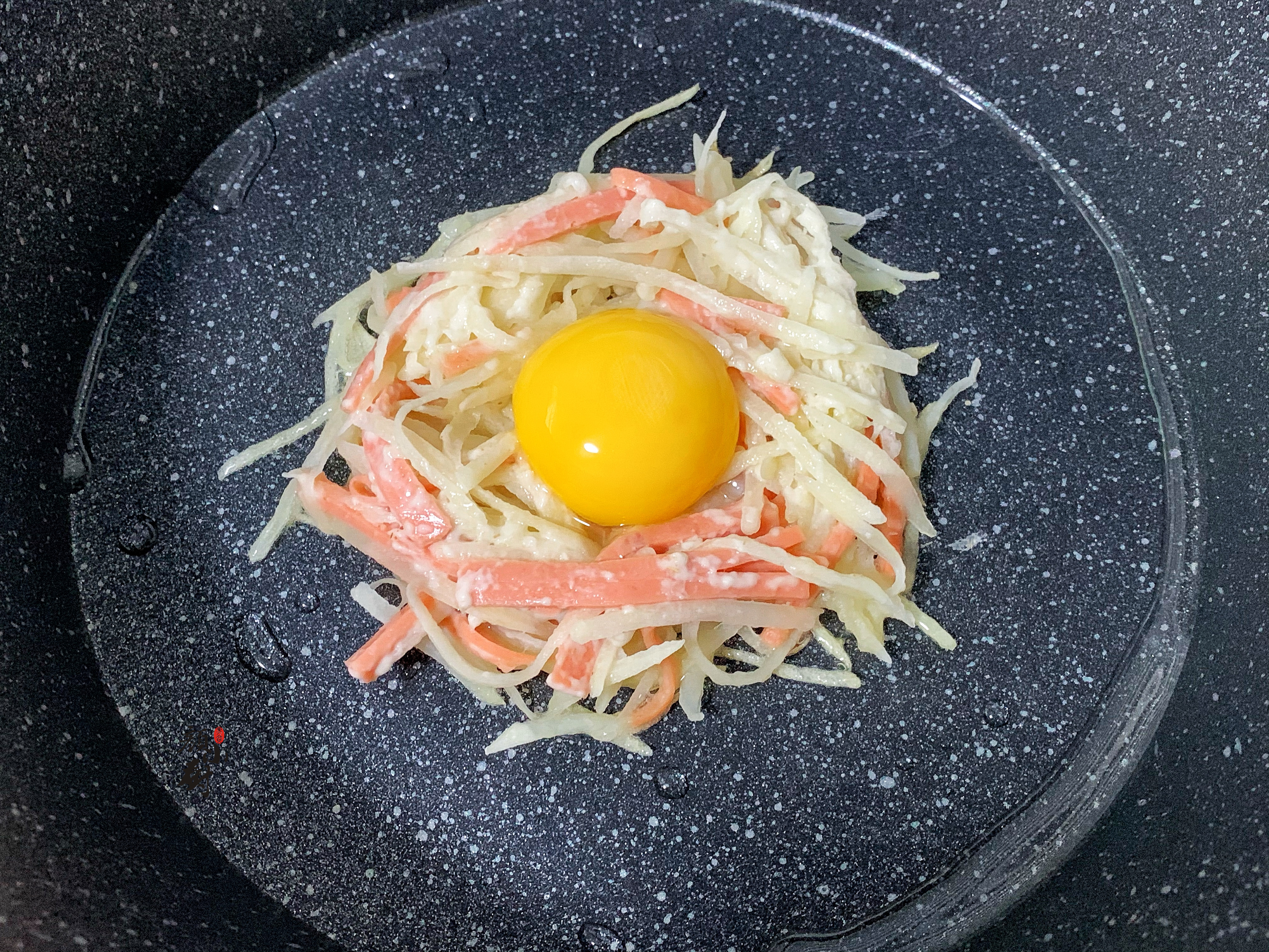 我家土豆從來不炒著吃，簡單一做，金黃香脆，大人小孩都愛吃