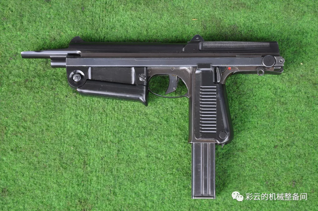 说到PDW你首先想到的就是它——比利时P90单兵自卫武器