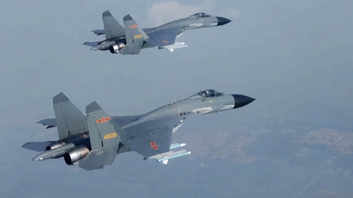 拜登派�好友�訪台包藏禍心，蔡英文會見時，演習炮聲響起