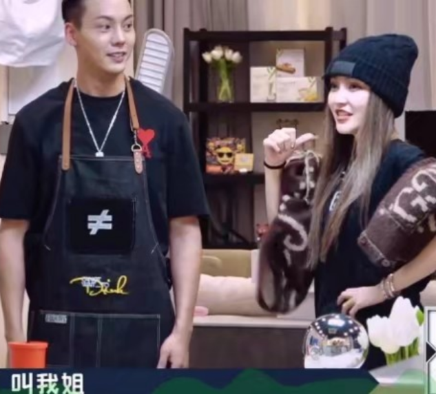 Week raise green a person of extraordinary powers does a banquet to celebrate the Christmas curtilage, be bumped into by ridicule and boudoir honey face, 