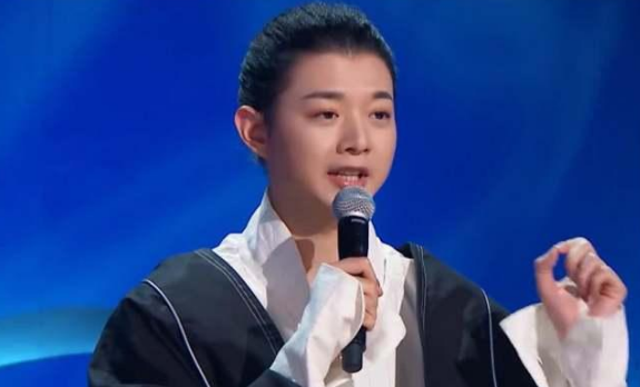 李连杰揭露霍尊的真实面目，直呼别被霍尊的外