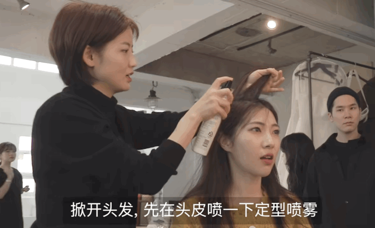 太熱了！別再披頭散發(fā)了，這4款發(fā)型夠美夠清涼