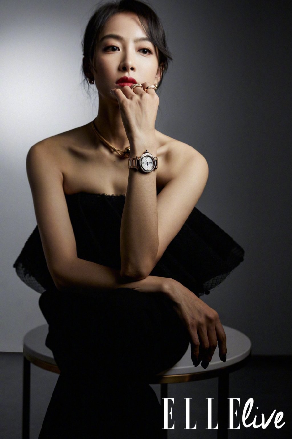 Shu Qi, Song Qian, Jin Chen, Shen Mengchen, Zhang Xue is greeted