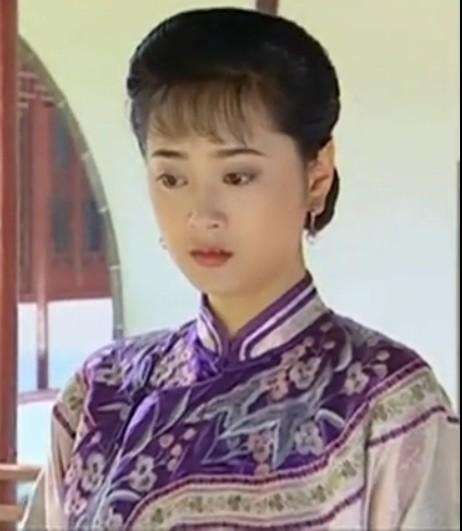 20年后重温《情深深雨濛濛》，雪姨根本不是傅文佩的对手