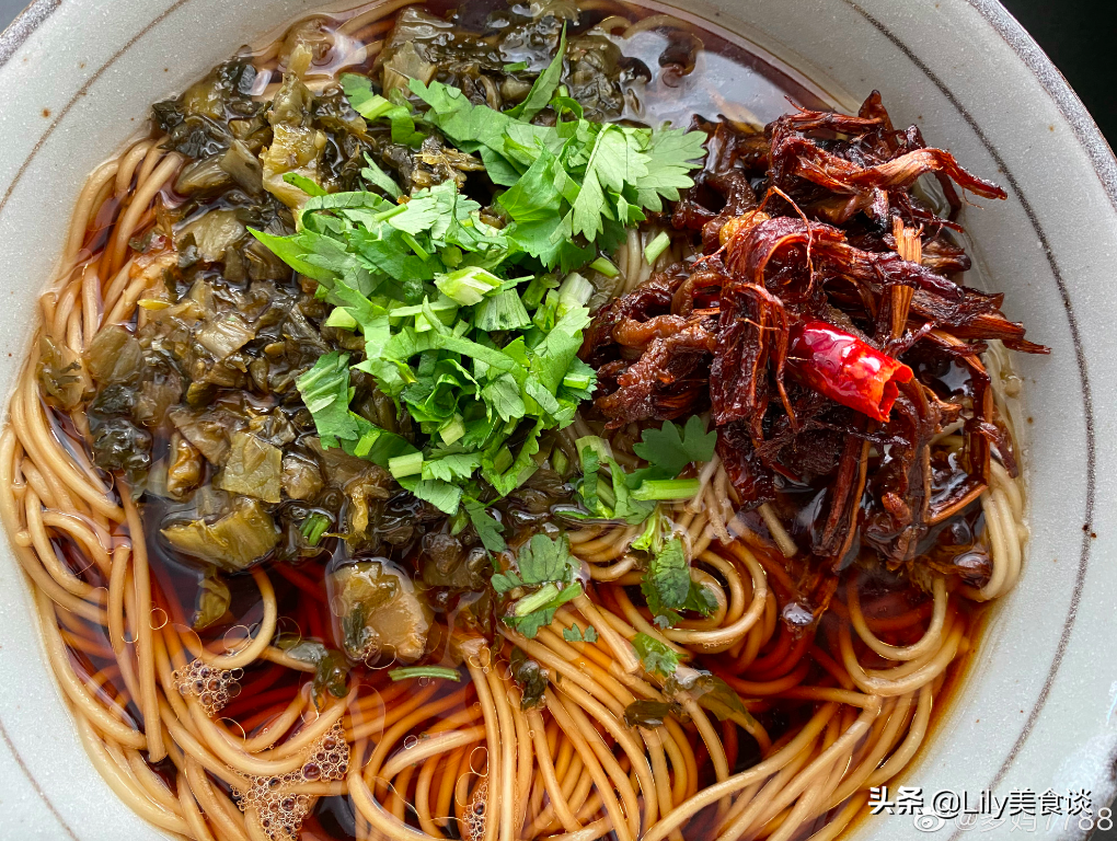 孫莉曬黃磊做的豐盛早午餐，實在太饞人了，網友：嫁對人太幸福了