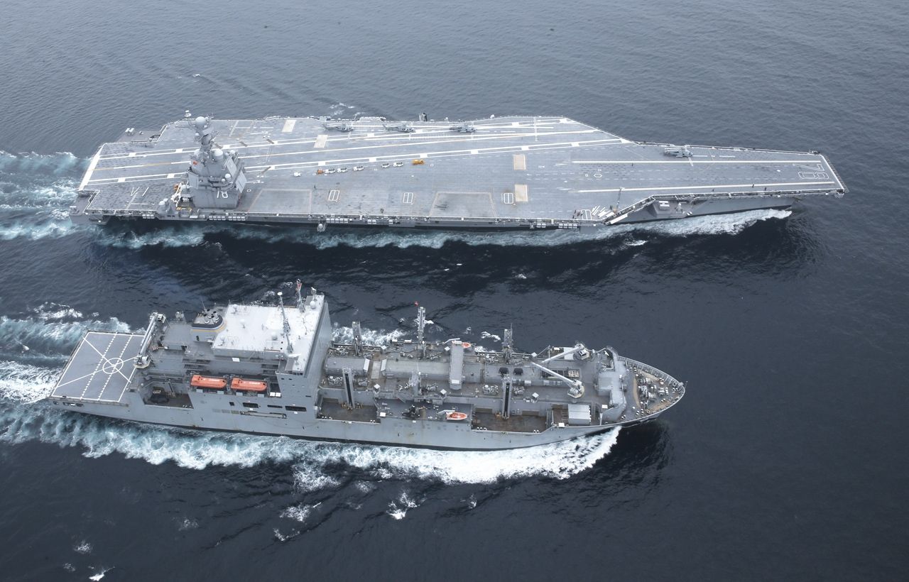 中美之间差距还有多少年？张召忠：不要再被误