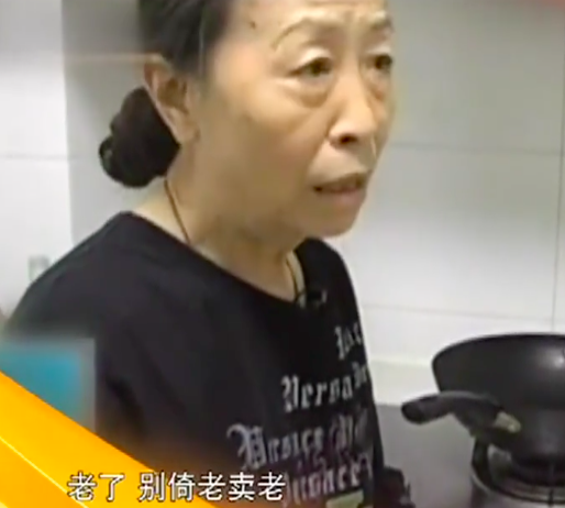 75岁张少华病逝，住院照曝光，双鼻插管手腕有淤青瘦成皮包骨