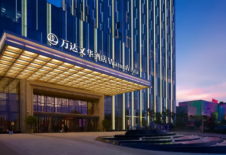 從�大富翁�變�大負翁�，王健林和萬達，還能�笑傲江湖�嗎？