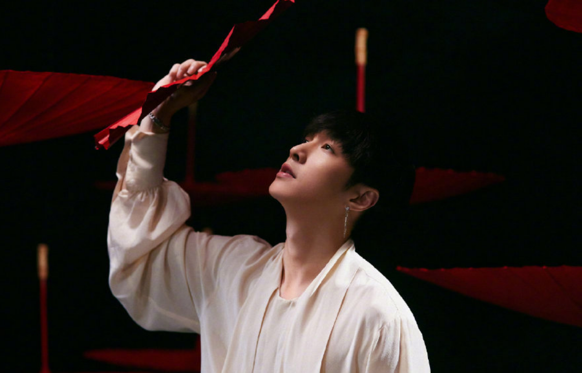 罗志祥长文后续，王思聪张艺兴在默默吃瓜，而