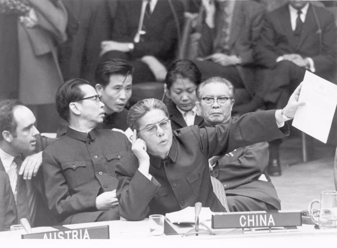 毛泽东展现中国智慧进入联合国，“外交天团”