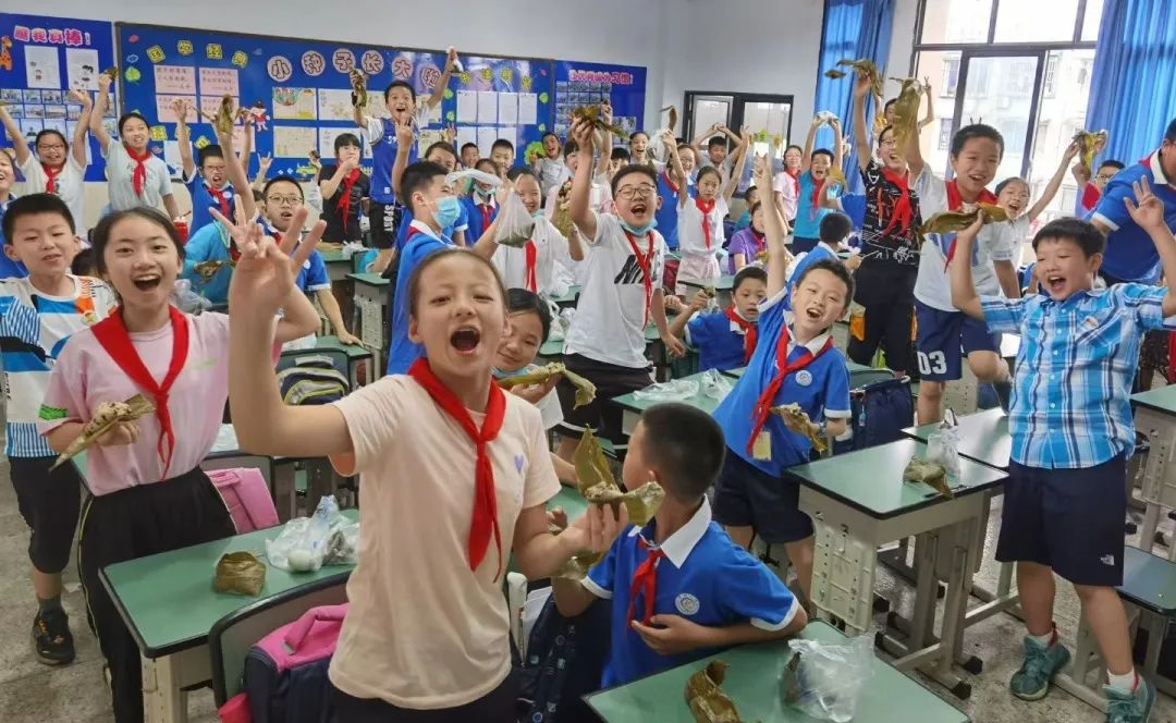粽香话端午，共抒爱国情——成都市各学校端午节活动报道（一）