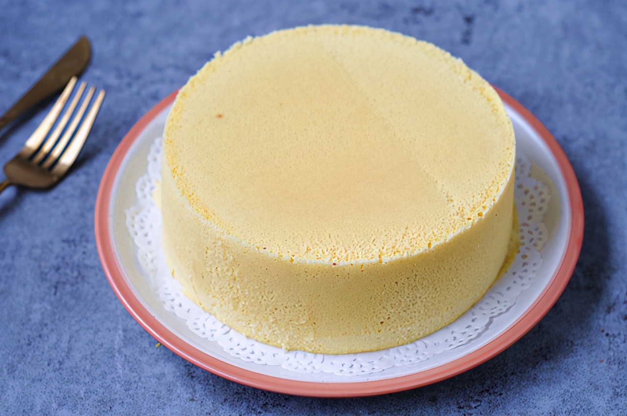 做蛋糕，我從不用麵粉，這樣做，隨意攪拌不起筋，好吃不長肉