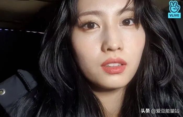 遇到恶评时，她们选择与键盘侠正面刚