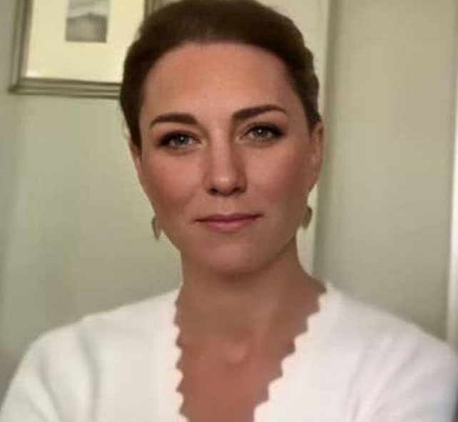 凯特王妃气质超强，1700白衫穿出1万7高奢感，金