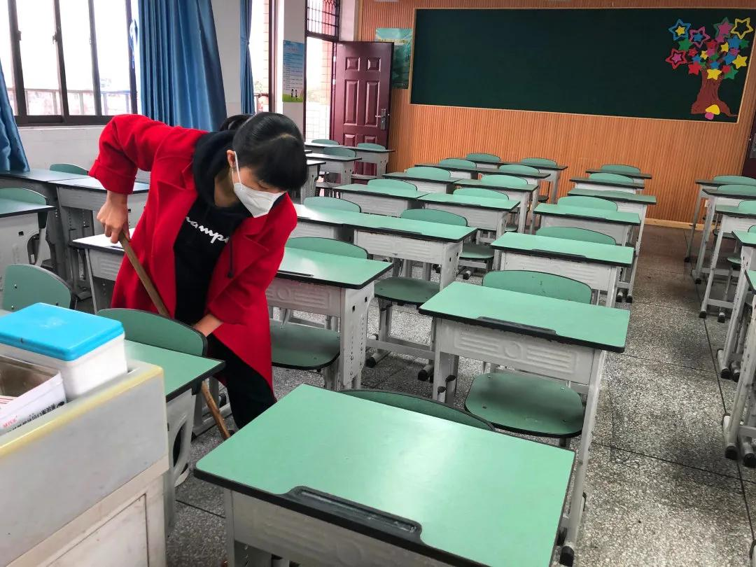 成都市双流区金桥小学丨奋进牛年 犇向未来