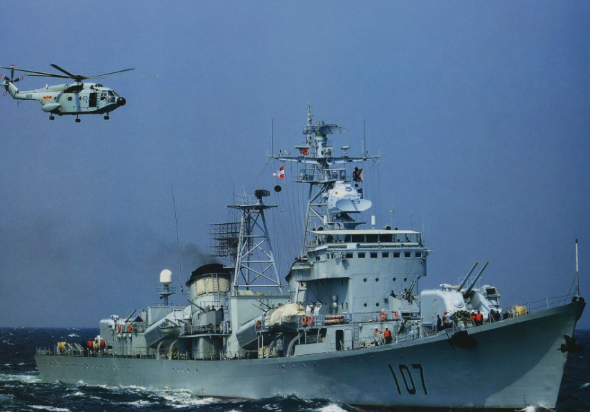 海军这位50岁老兵终于退休：不是太老，实在是编制不够用了